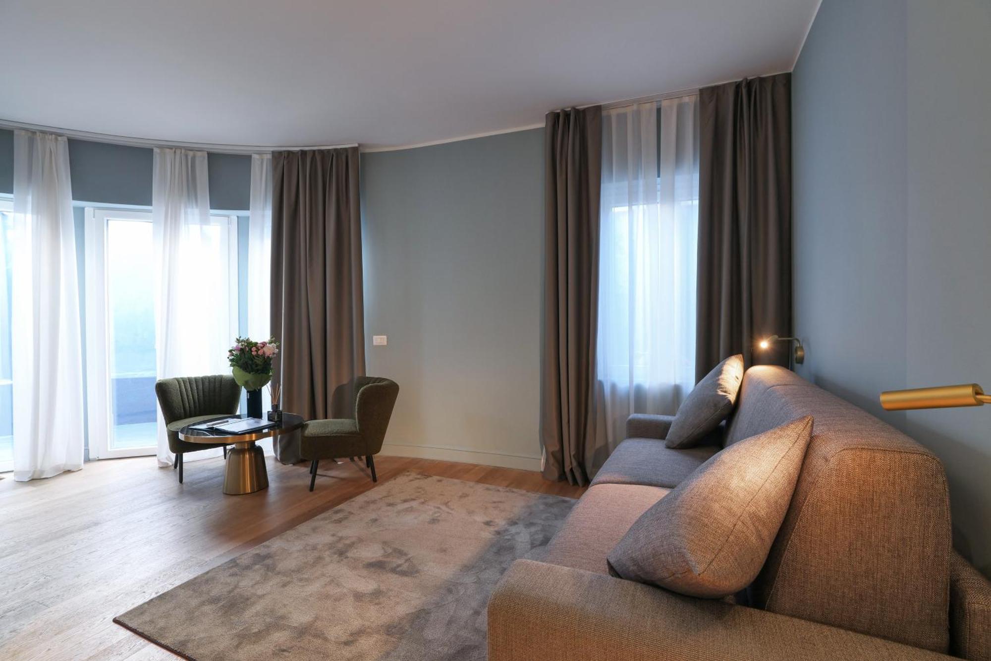 Prestige Boutique Aparthotel - Piazza Duomo View Milan Exterior photo